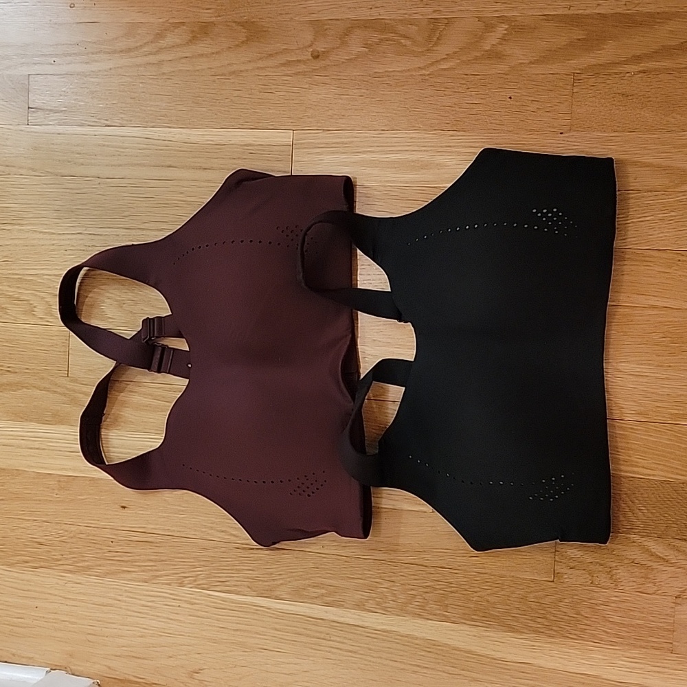 Lululemon air support bras, lot of 2